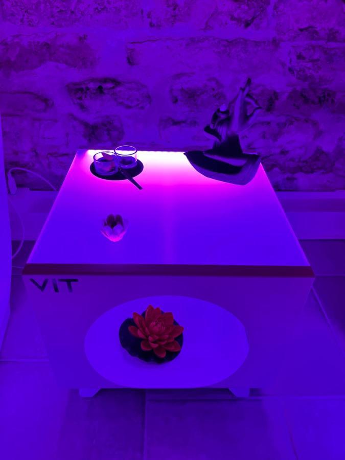Suite88 Affittacamere 바를레타 외부 사진