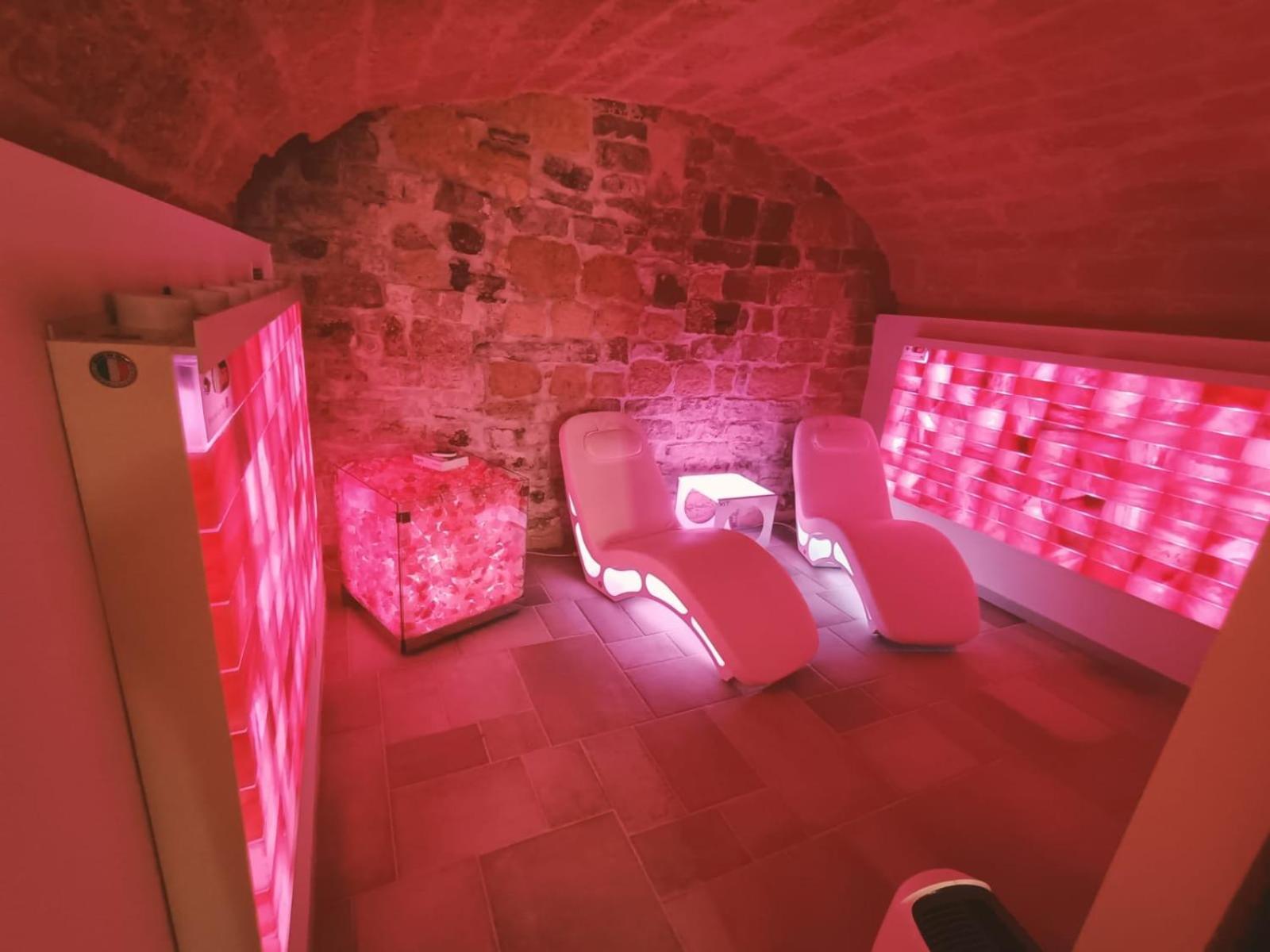 Suite88 Affittacamere 바를레타 외부 사진