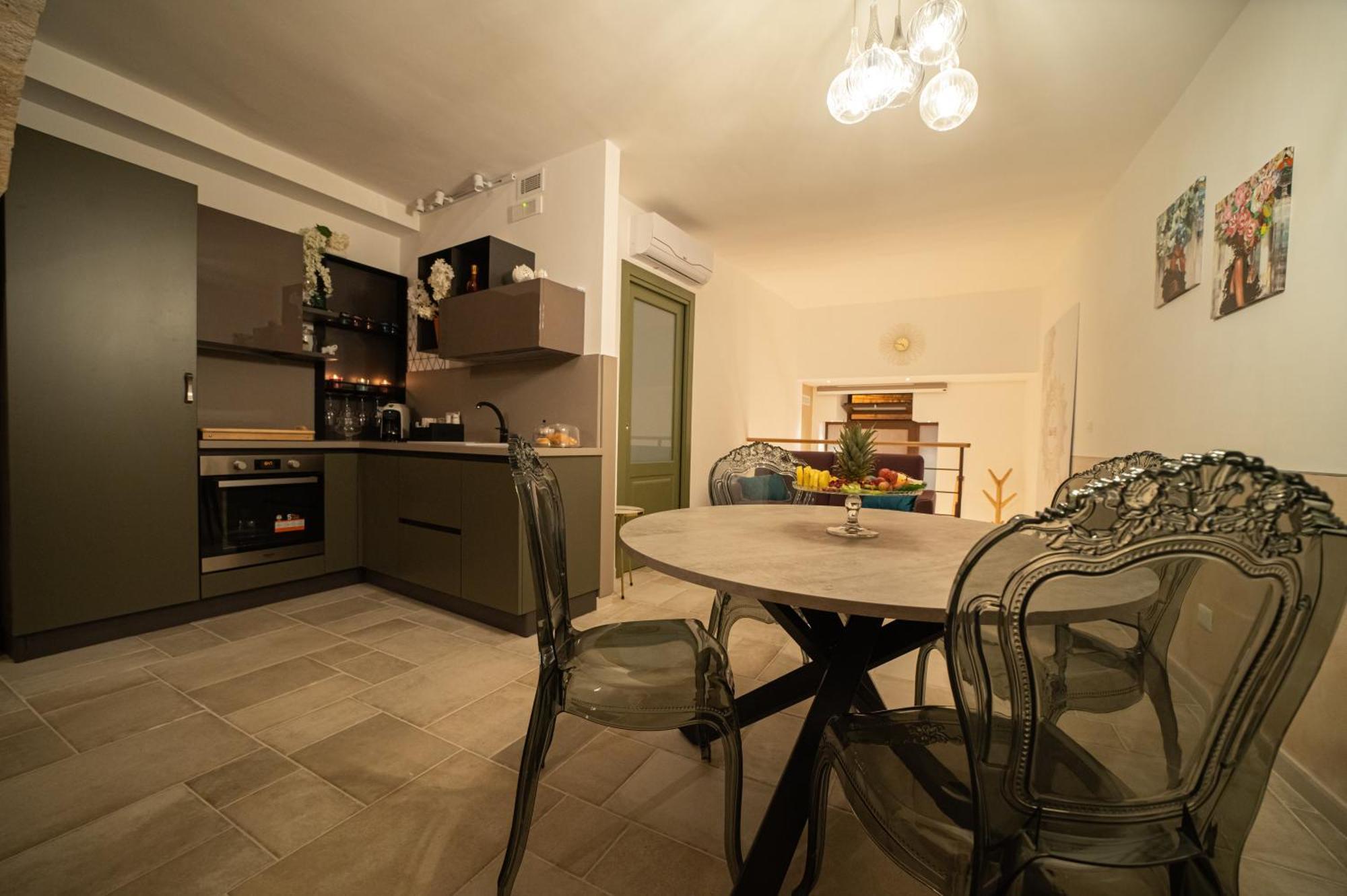 Suite88 Affittacamere 바를레타 외부 사진